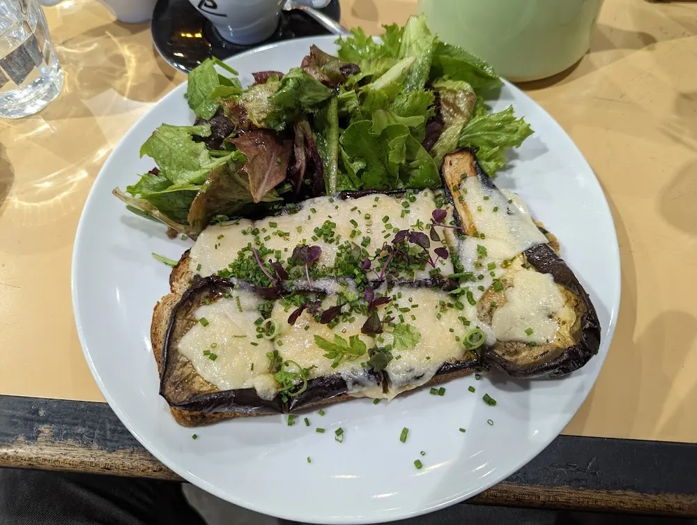 Aubergine Tartine